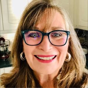 Meet your Posher, Deb